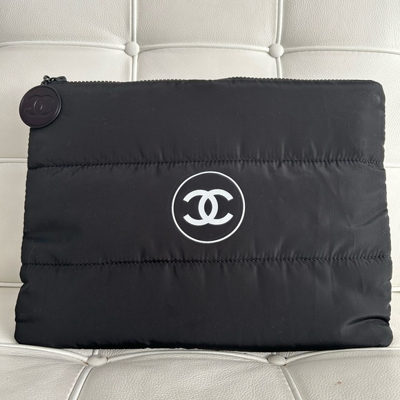 CHANEL Handbags - Chanel Beauty Puff Cosmetic iPad/Laptop Case